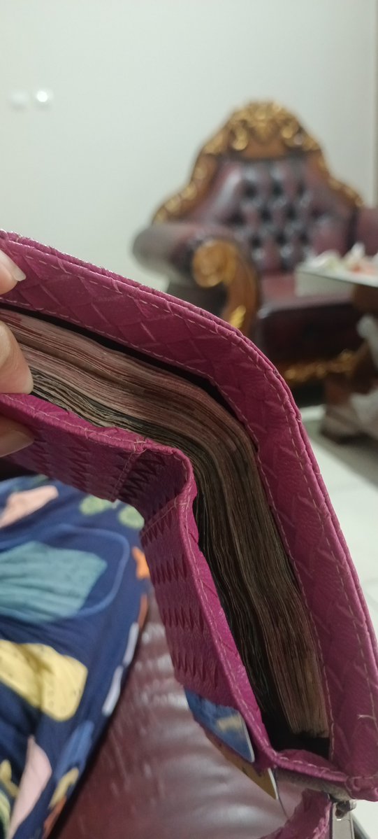 Hairirii's tweet photo. Jajakallah makasih ayah dah menuhin bekel bumilsss 😍 https://t.co/yRrpwwOX5W