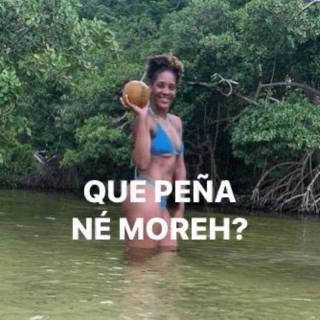 uailorrayne's tweet photo. a camisa pesa demais, e o praia não tem camisa, deitada histórica mais uma vez, tá no histórico https://t.co/wFA50phNNB