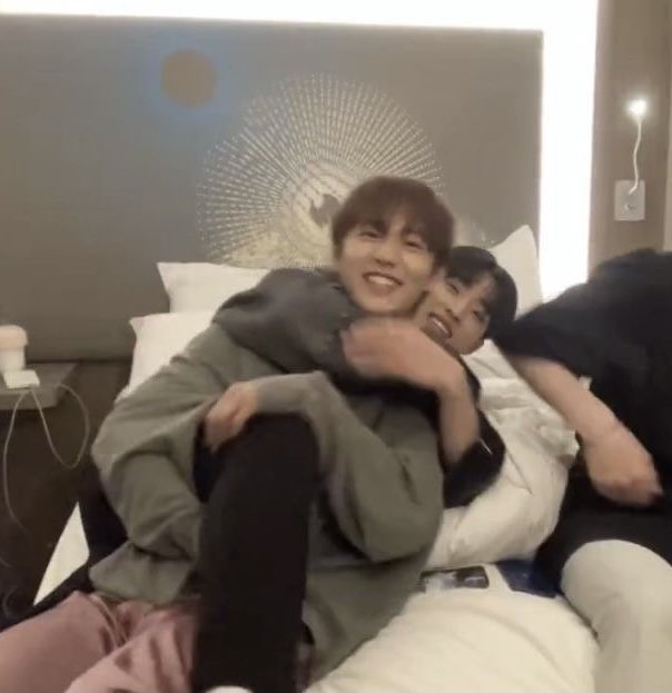 feelikeimaghost's tweet photo. “yoon stephen keeho, who is someone the group simply can’t do without” https://t.co/JFFIByF55h