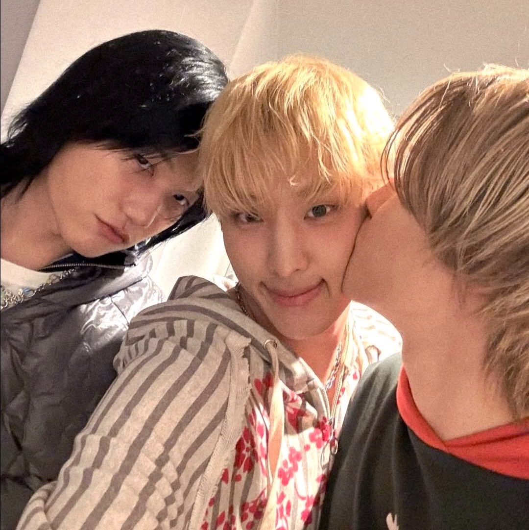 feelikeimaghost's tweet photo. “yoon stephen keeho, who is someone the group simply can’t do without” https://t.co/JFFIByF55h