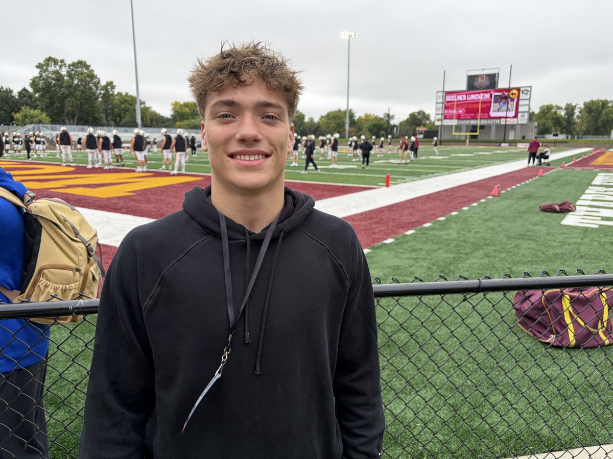 MJMaryott2027's tweet photo. Thank you @CoachGlas05 for the game day invite! @NSUWolves_FB @GriffFootball @GE_Football_Rec @CoachHaberman https://t.co/HE2egnZdRC