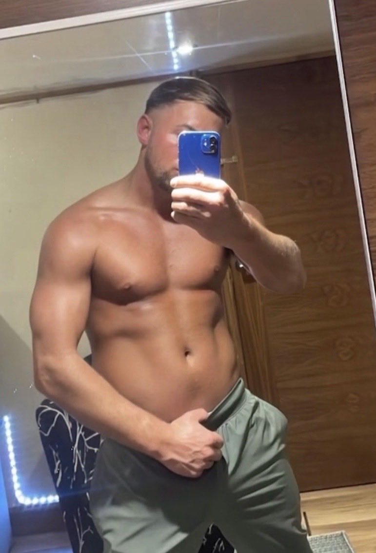 Yourboideanone's tweet photo. Get at me for content boys
Also have used socks, pants and jocks for sale All of these can come with cum if wanted
#cashmaster #cashslave #paypig #feet #malefeet #masterfeet #findom #gypsy https://t.co/XJqAvdVFAw