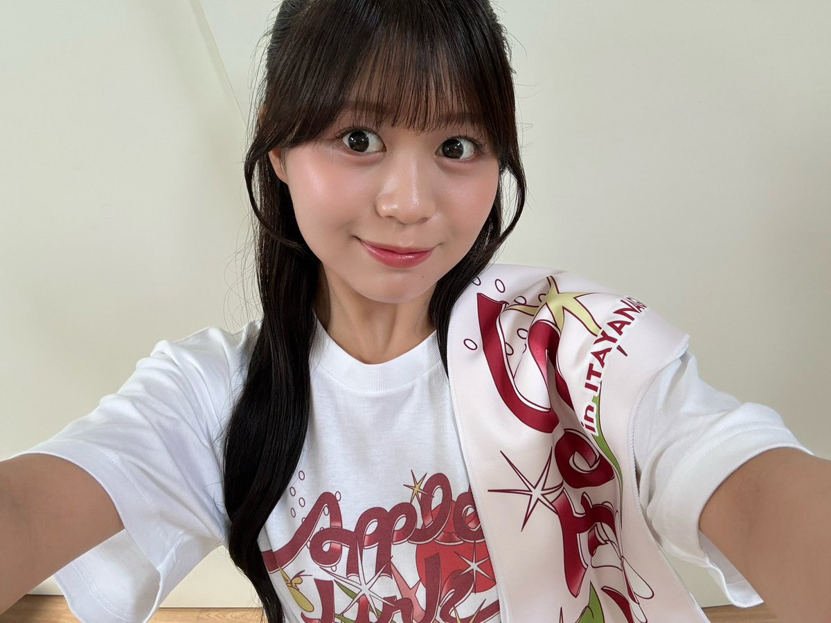 KINSEI_RM's tweet photo. おはよう♡♡
昨日のKKN1◀️の余韻が冷めない中ですが

今日は『Apple Link Fes in Itayanagi』🍎✨ 板柳町のふるさとセンターにて！
板柳の美味しいごはん・工芸品・音楽盛りだくさんです😻

そしてりんご娘のライブは17:00~！
楽しんでいきましょう♩

@uplinkitayanagi 
 #あっぷりんくフェス https://t.co/0OadfIygo2