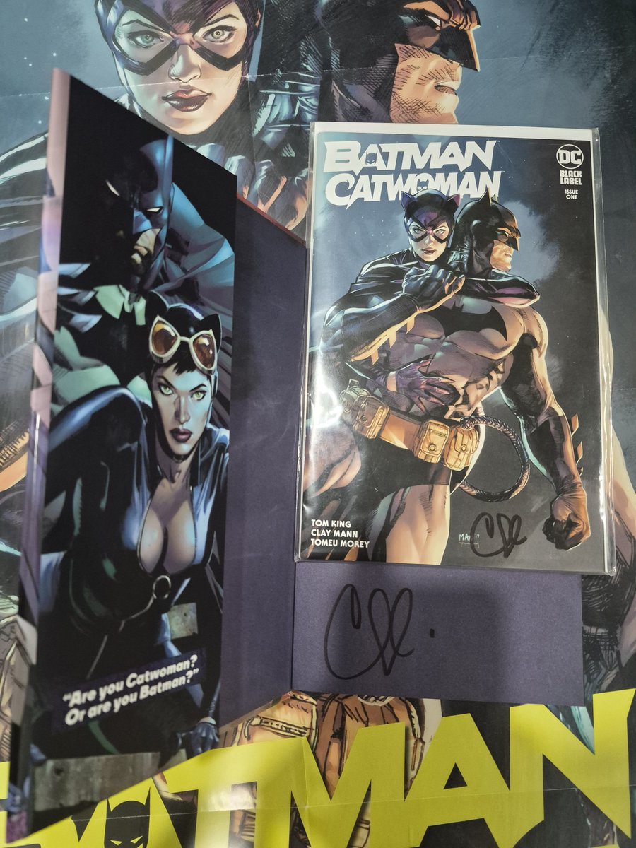 BatcatPosts's tweet photo. Had to send my sister because I was at work, but I'm happy nonetheless, thank you! 💖 https://t.co/aHZb2BUqoP