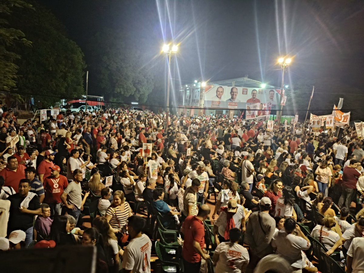 Aaron_una's tweet photo. Este gran equipo de la Seccional 43 estuvo presente en el gran acto zonal de la Lista 1, realizado en nuestro querido barrio San Pablo. 🇵🇾❤️💪🏻

Seguimos unidos, acompañando y fortaleciendo este gran equipo.

#Seccional43🚩
#CamiloIntendenteLista1
#CeresConcejalOpcion9 https://t.co/3m3xJOozlO
