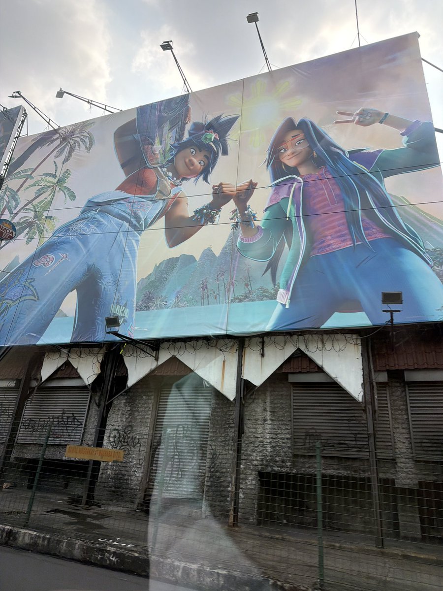 vibingwithbini's tweet photo. good morning at hello sa forgotten island billboard sa edsa 🤩 https://t.co/EMNtUcRcXK