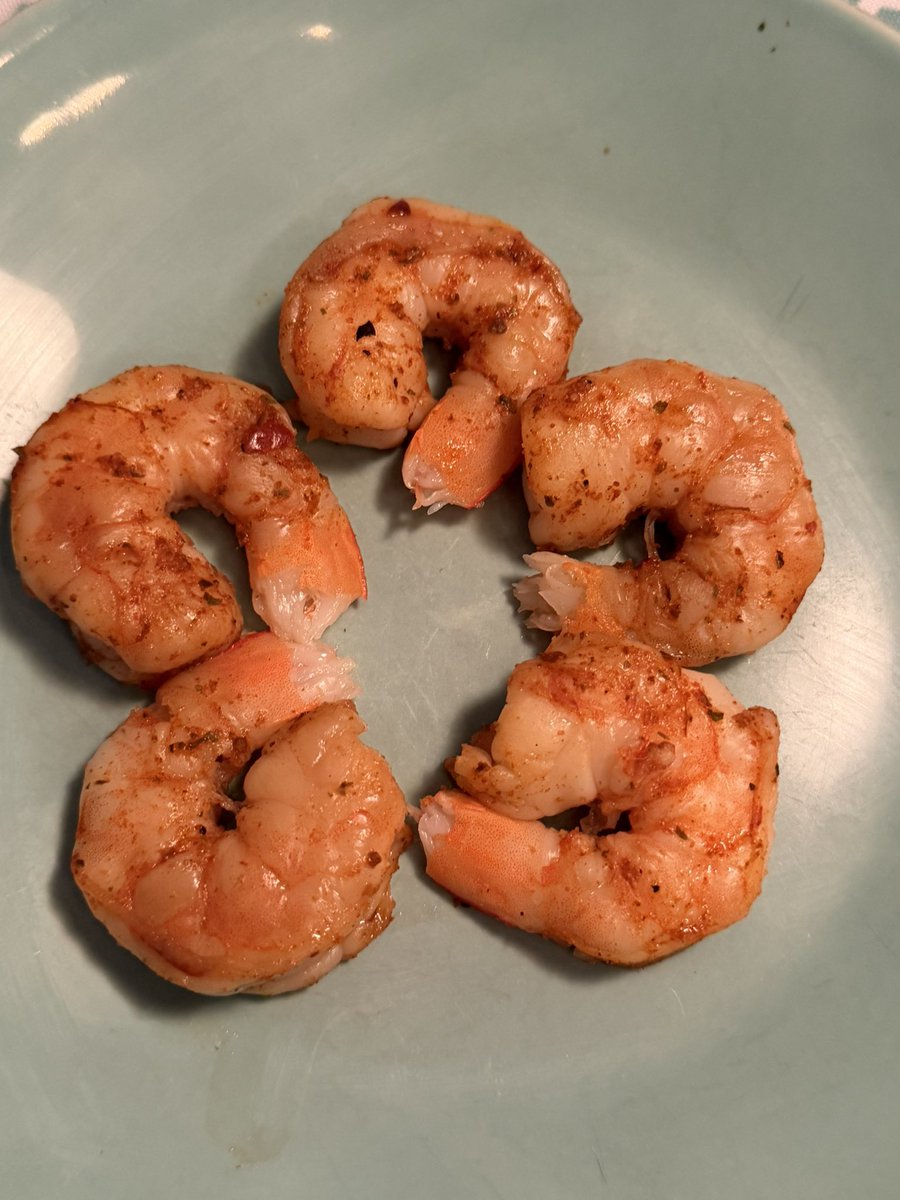 KettlebellDan's tweet photo. this snack cost only $2.6233333

cheaper than a bag of chips 

and 11.5g of protein 

snack smarter not harder https://t.co/67IgulCOd9