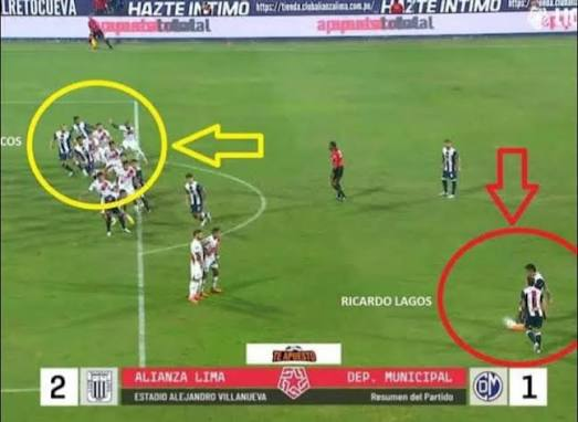 TASPeru's tweet photo. @Bas3dFactos33 @sondatos_noop Uno de los tantos partidos donde Alianza fue beneficiado desde la era Lozano. Si quieres, te puedo dar mas ejemplos. https://t.co/I7CVbrNuVg