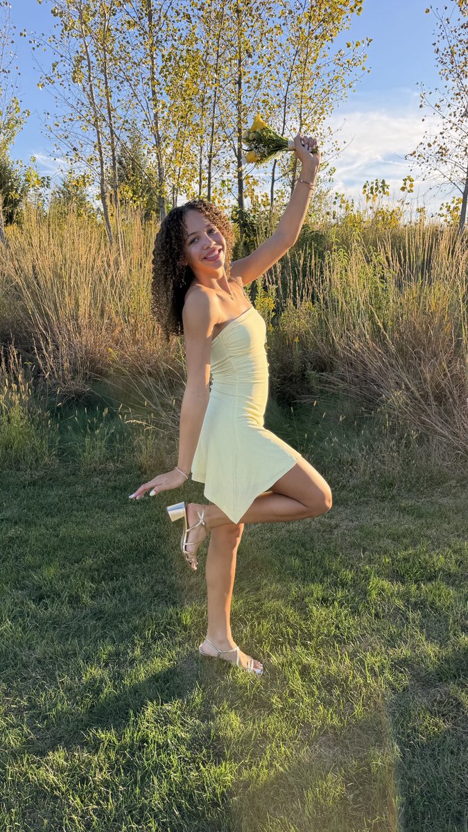 KaiyaBoone29's tweet photo. Hoco today! Before that, morning basketball workout and cheered little sis on at her game. 
#ballislife #familyfirst #hoco2026 https://t.co/YYmSnx2rxz