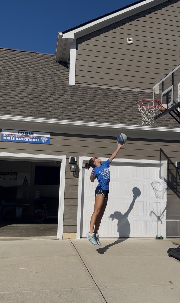 KaiyaBoone29's tweet photo. Hoco today! Before that, morning basketball workout and cheered little sis on at her game. 
#ballislife #familyfirst #hoco2026 https://t.co/YYmSnx2rxz