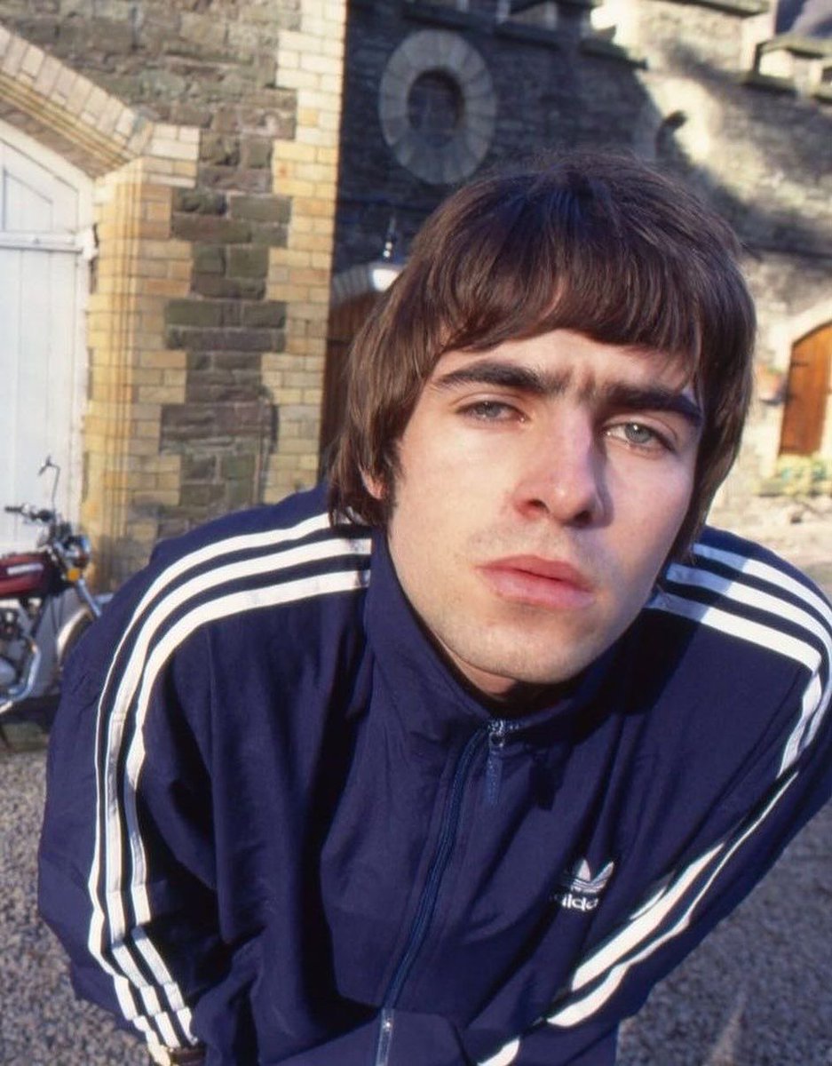 sofislidesaway's tweet photo. showing up to oasis live 27 in full adidas gear https://t.co/gro0eLgQDD