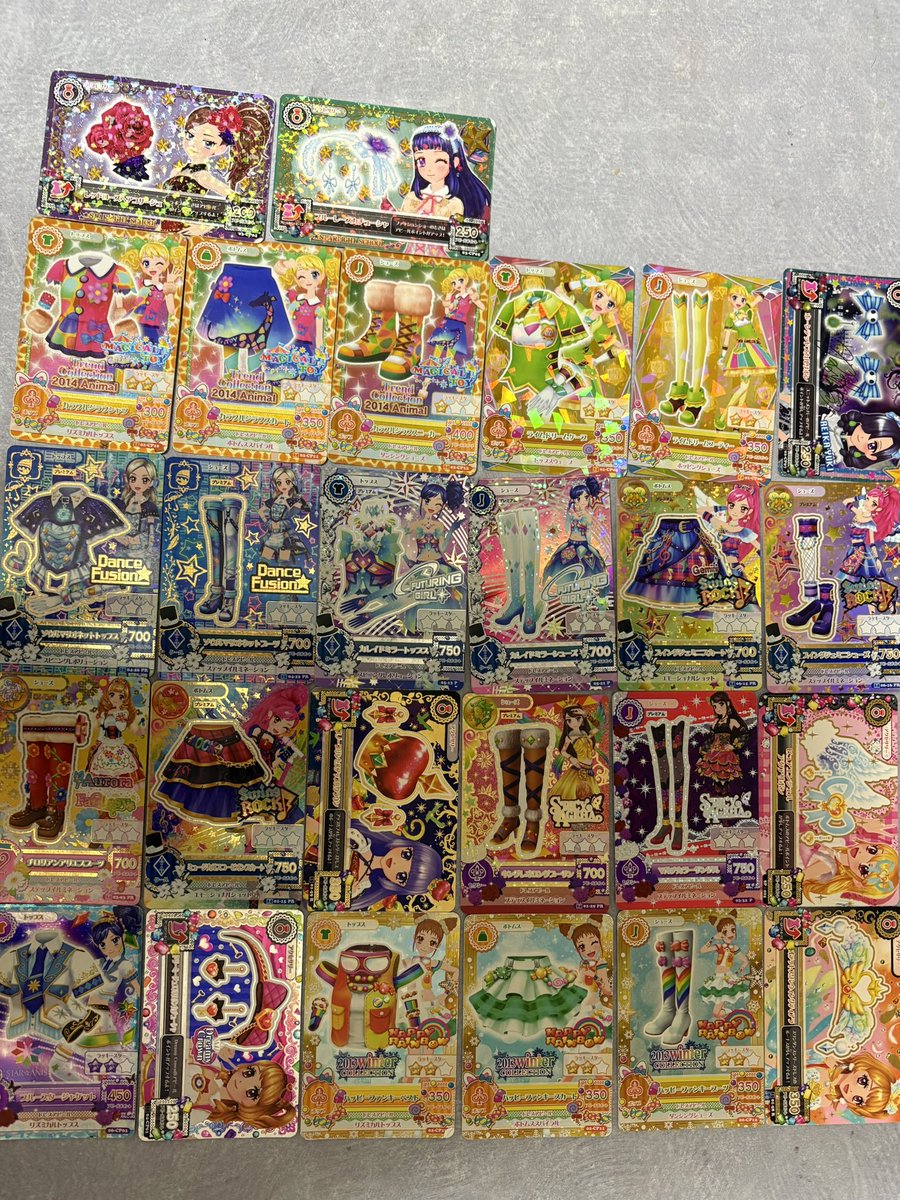 o4p5sd's tweet photo. アイカツカード交換

譲→一枚目
求→二枚目

条件合う方いらっしゃいましたらお気軽にお声掛けください🍀 https://t.co/lsQiu5zSX5