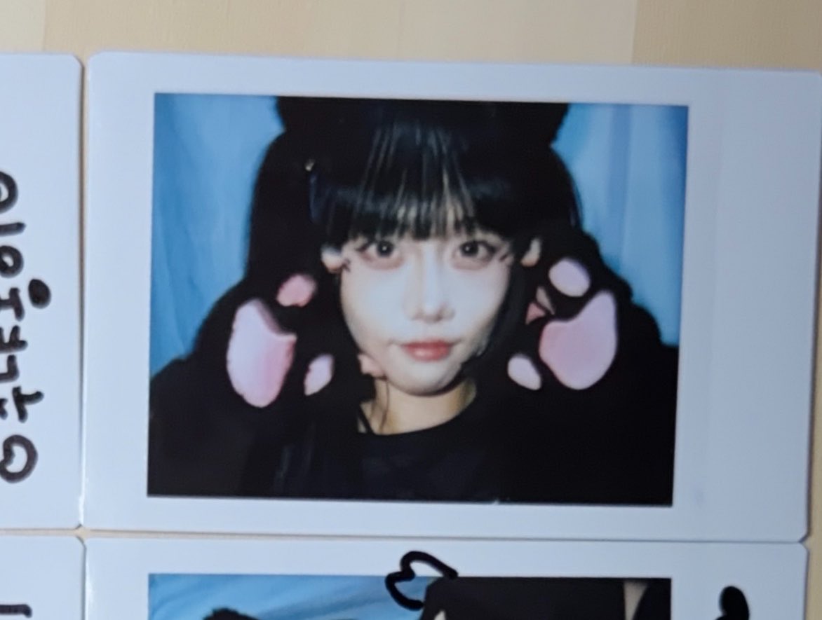 Lluse2's tweet photo. @pink_pong_1 응 베스트는이거야 https://t.co/UaEfbLJiWy