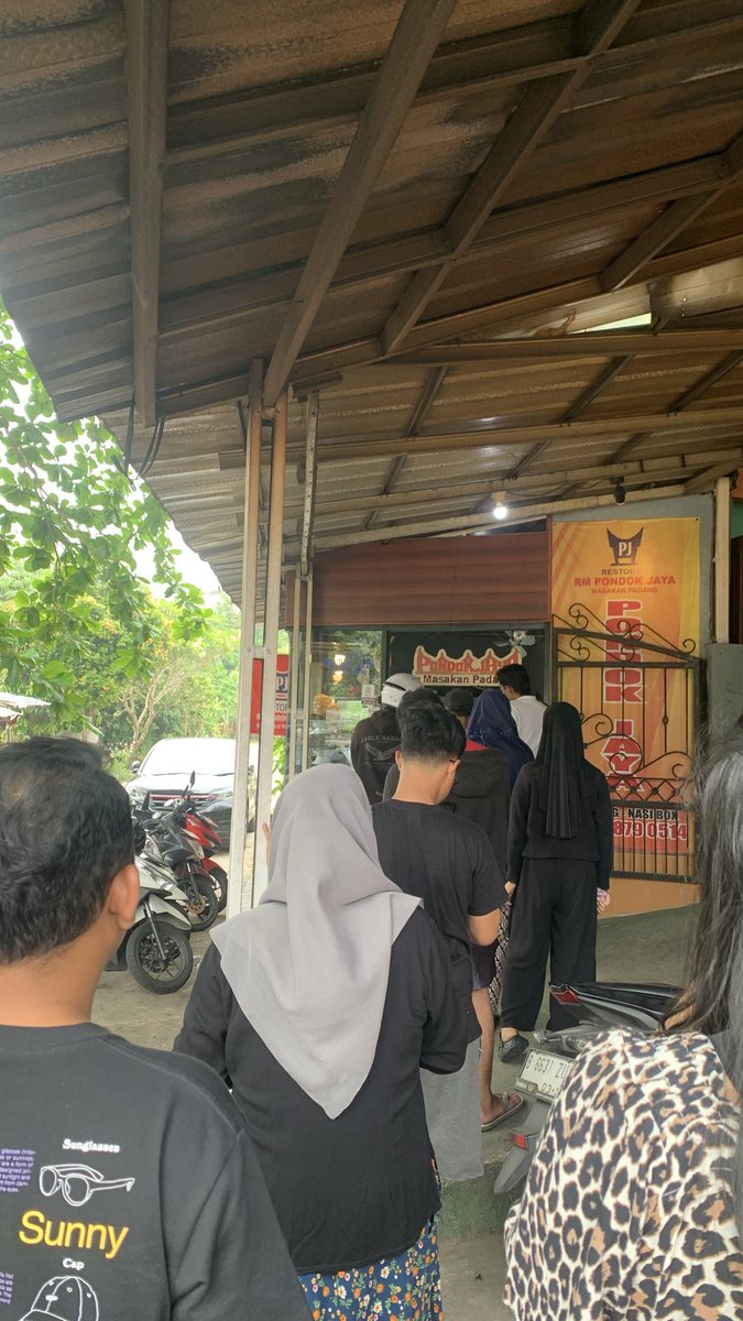 oytesarp25's tweet photo. Yaaa kalo enak gini dah emang https://t.co/UwK0PHYypS