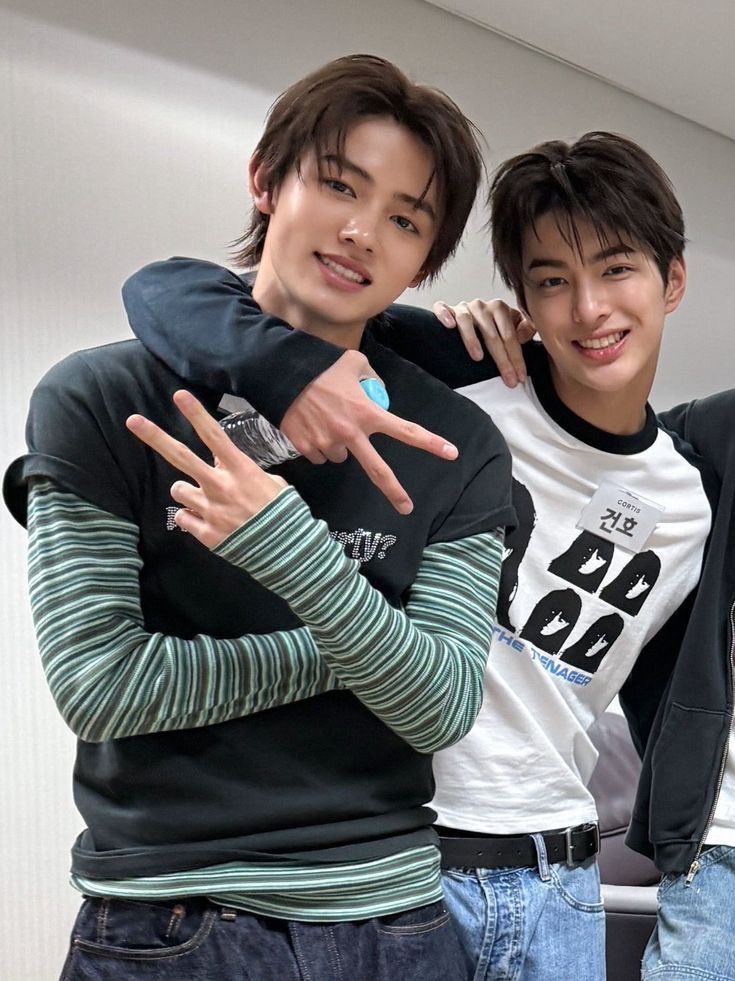 zwwv9d's tweet photo. 사랑해.. https://t.co/vSFhqvMJdj
