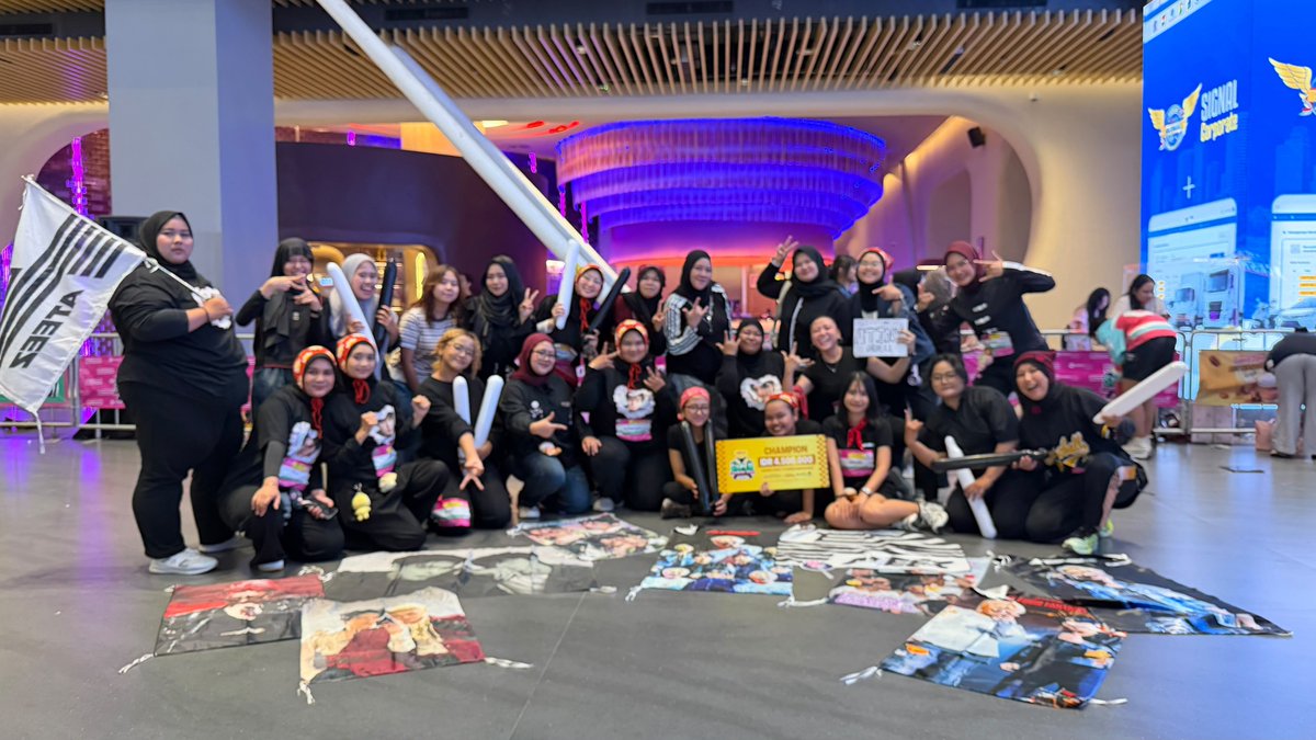tinyraebang's tweet photo. On September 26 2026, after passing round by round against 300 participants, ATINY finally took 1st Place on Road to SUPER FANDOM WAR and made it to the Main Event of SUPER FANDOM WAR🔥🔥

We are so thankful and deeply grateful to All Atiny participants and supporters who came,cheered, and joined us on yesterday event🥹✨🥹✨

Special Thank You to all crews who prepared all of this amazing event yesterday @.superfandomwar @coppamagz

You guys see that @ATEEZofficial ??? This is the COOLEST THING😎

Get Ready and Stay Tune for the Real Main Event Soon!!!📢📢