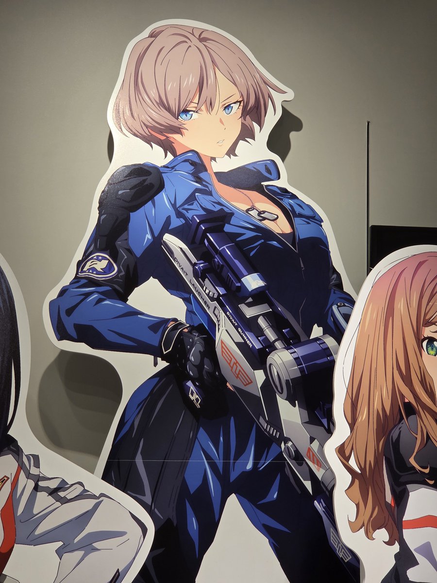 utautuki's tweet photo. いやなんだろ……発表された時から思ってたけどナイトレイダーの隊員服とムジナさんの相性の良さが段違いでヤバい……。 https://t.co/k8PTcIJi2S