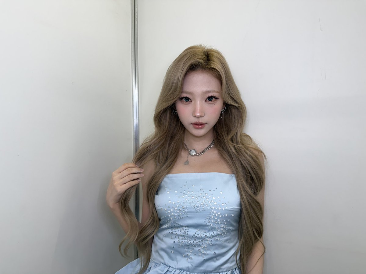 stellaspic's tweet photo. weverse update ♡ #stella https://t.co/RQENOQSlqk