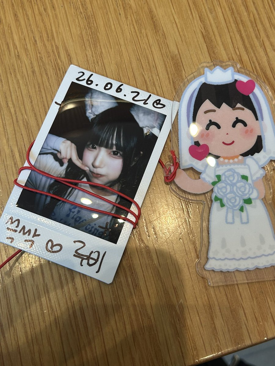 0z_zzang's tweet photo. https://t.co/8mGZB59IgF