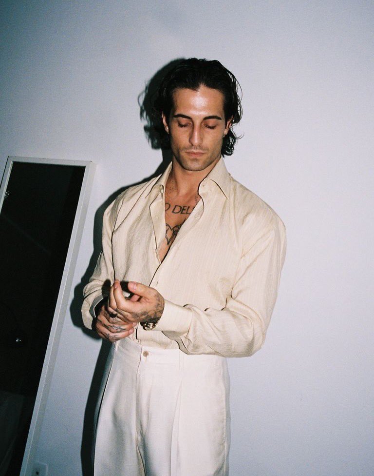 ManeskinFanClub's tweet photo. Damiano David for Vogue Italia. 💫 https://t.co/YNCI5gRfVG