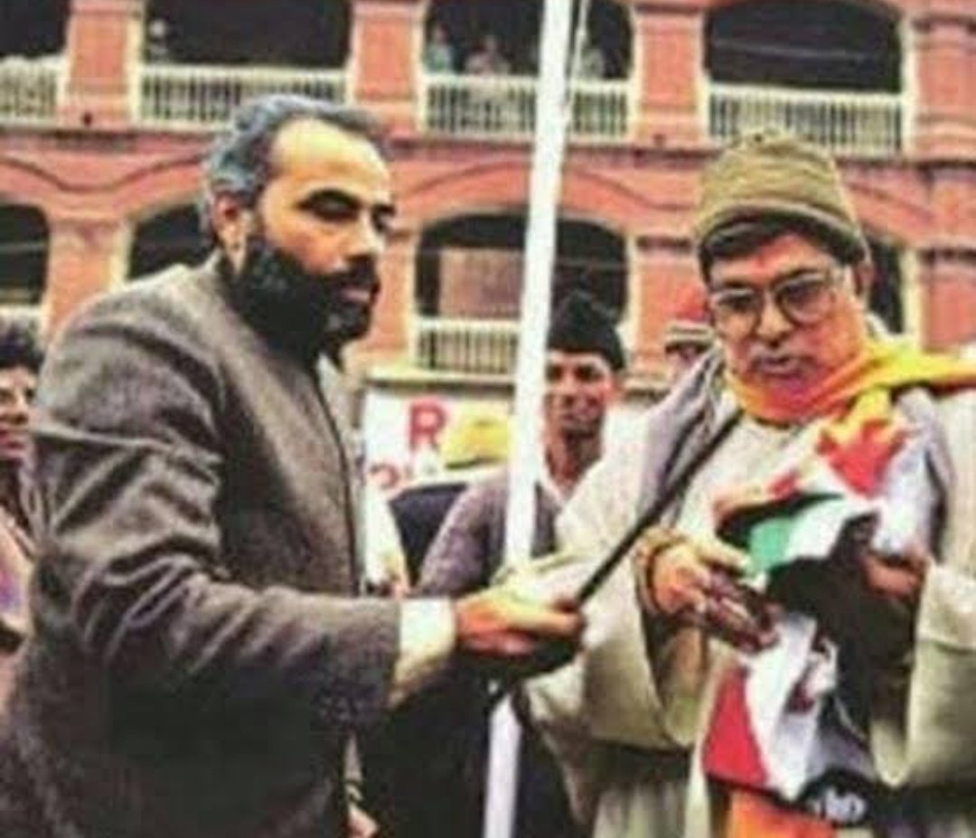 total_woke_'s tweet photo. 1990s was the most violent period in India thanks to Punjab & Kashmir.

Coward Rahul Gandhi was hiding abroad during this period (from 1990 to 2001).

Modi was risking his life in lal chowk. As in charge of Punjab, he was walking every part of of the state while blood flowed around him.