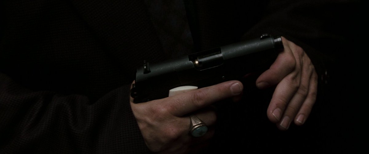 heatframes's tweet photo. HEAT (1995) - FRAME 2381 https://t.co/IwLhuyov2I