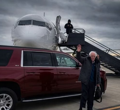 wdunlap's tweet photo. @C_3C_3 Nothing screams TRUE SOCIALIST HYPOCRISY like BERNIE!
- A Millionaire who owns 3 homes
- Arriving in a huge SUV
- To his Private Jet
- To fly out and give a paid speech…
  on the Evils of Capitalism and Fossil Fuels
ONLY THE LIBERAL ELITES BENEFIT UNDER SOCIALISM! https://t.co/WCl4rC5Rh8