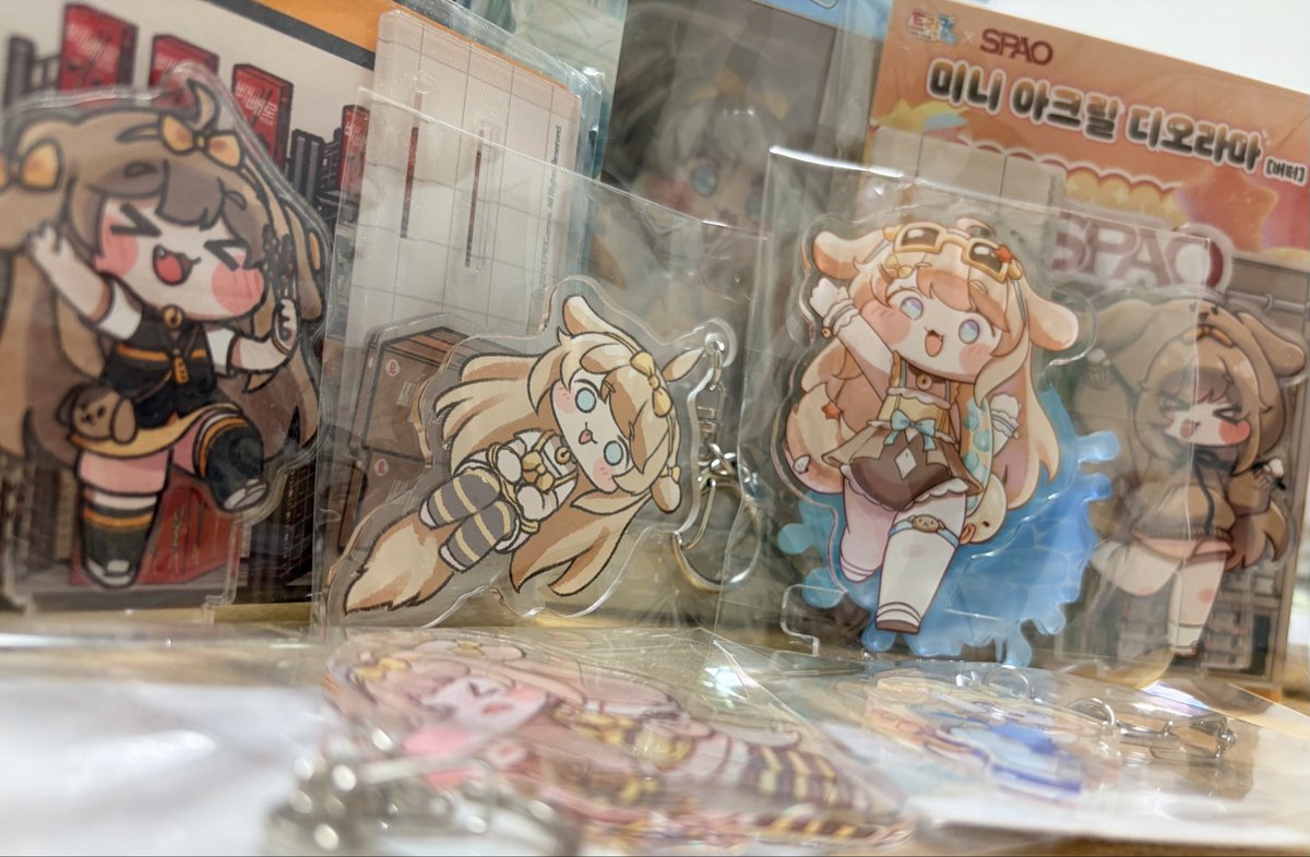 v3baex2's tweet photo. トリッカルの水着バターアクリルスタンドと、バターソード届いたぞ!!可愛い!!
気づいたらバターグッズめっちゃ集まってました、幸せです🐶
可愛いから��おう!!オススメだぞ!! https://t.co/YzNZAxzklg