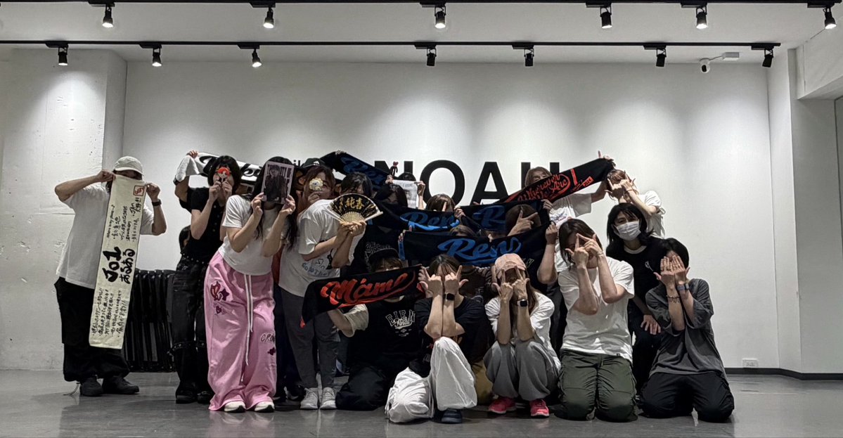 JAMdanceclub's tweet photo. 9月練習は「WHATCHA DOIN」の♪step by stepの前後部分を練習しました���Qrumi先生にていねいに教えていただきました
来月は10月18日（日）が練習日で曲はIGNITEのサビの予定です
踊ってみたい！と思っている方なら経験年齢は問いません。ぜひご一緒に踊りませんか
#JAMゆるダンス部　#JO1 https://t.co/idFEEgVbGY