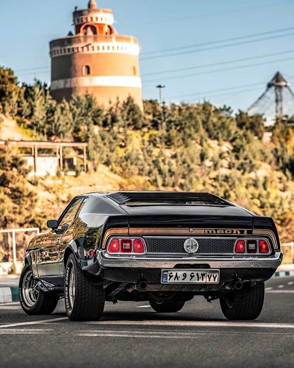 Emma_Wine212's tweet photo. 1973 Mustang Mach 1 🖤🔥 Road trip or weekend cruises 👀 https://t.co/prcx1Whddp