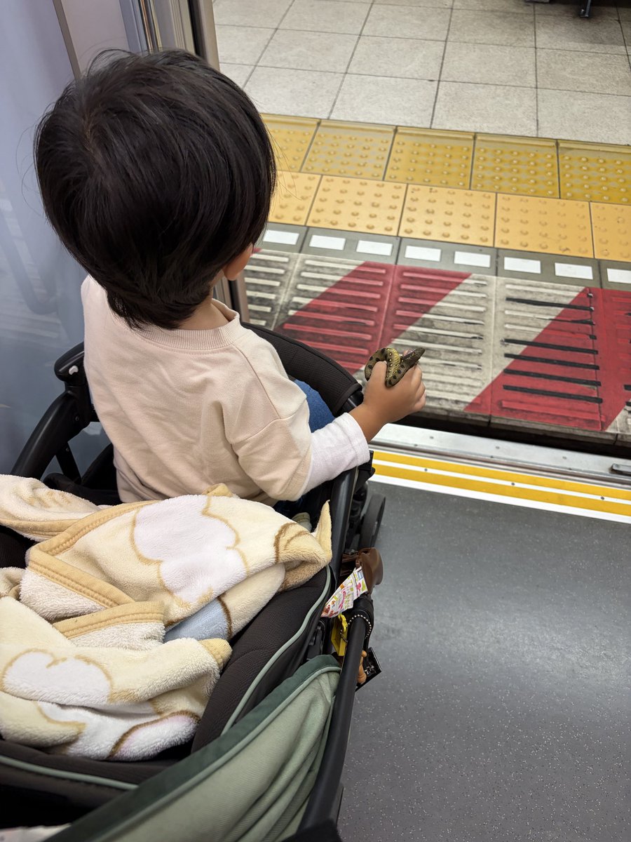 akachan0425's tweet photo. さて帰ろ
何線か、これでは分からんかな。 https://t.co/JVSQ5jfO8t