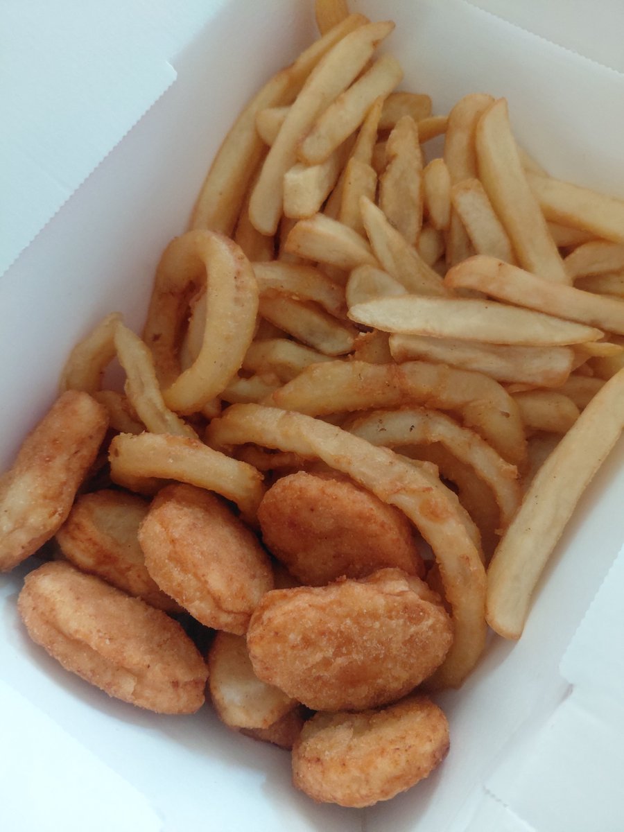 MYUsQpdo0Z5gLrB's tweet photo. ただいま！
今日はモスってみた
#昼食
#モスる
#モスバ
#MOSBURGER https://t.co/kMekaKNCqt
