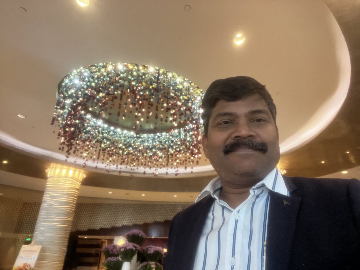 Lubdubbz's tweet photo. @Hilton for #Dubaiexpo https://t.co/LvIri1oc2Z