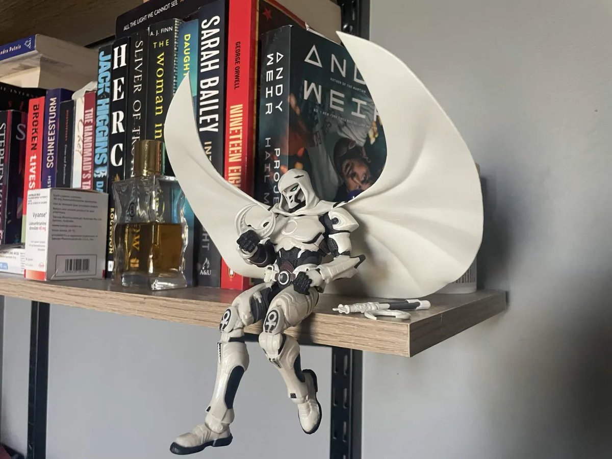 crescnt___'s tweet photo. @PunkyIggy ive got a different figure brand? manufacturer? but i have my mk sitting up on my shelf https://t.co/SHGgJ9XPZV