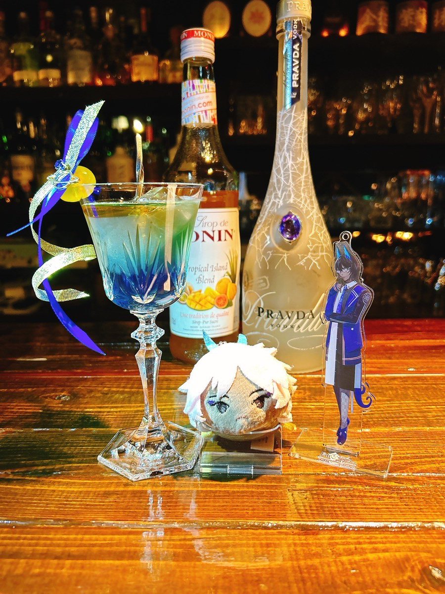 Raye_zeta's tweet photo. 関西住み20歳↑で、イメージカクテルに興味あるzeta民の方、大阪のBluewoodってお店オススメです。写真下手&amp;版権ものしかなくて申し訳ないんですけど、まーじで解釈落とし込むのが上手で毎回強いなって……なります。お酒苦手な方でも度数弱めだったりノンアルでもお願いできるので興味のある方は是非 https://t.co/RKlTOvHnDt