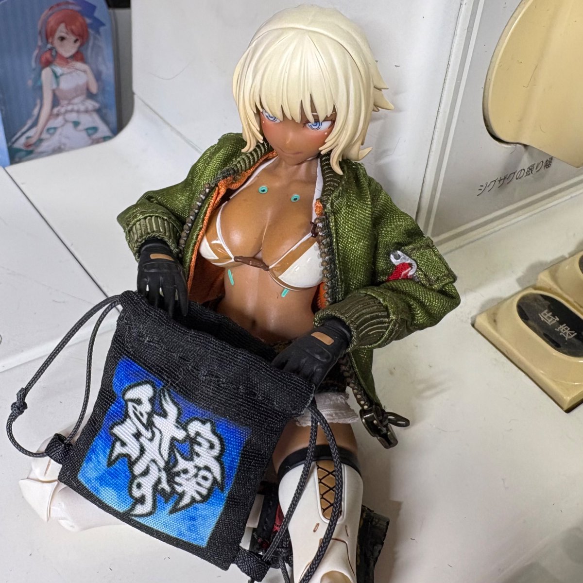 96sukekiyo's tweet photo. 物持ち良過ぎて家庭科ドラゴンナップサックを愛用し続けているマンレディ #蝸之殻 https://t.co/Z5s5iLWkBv