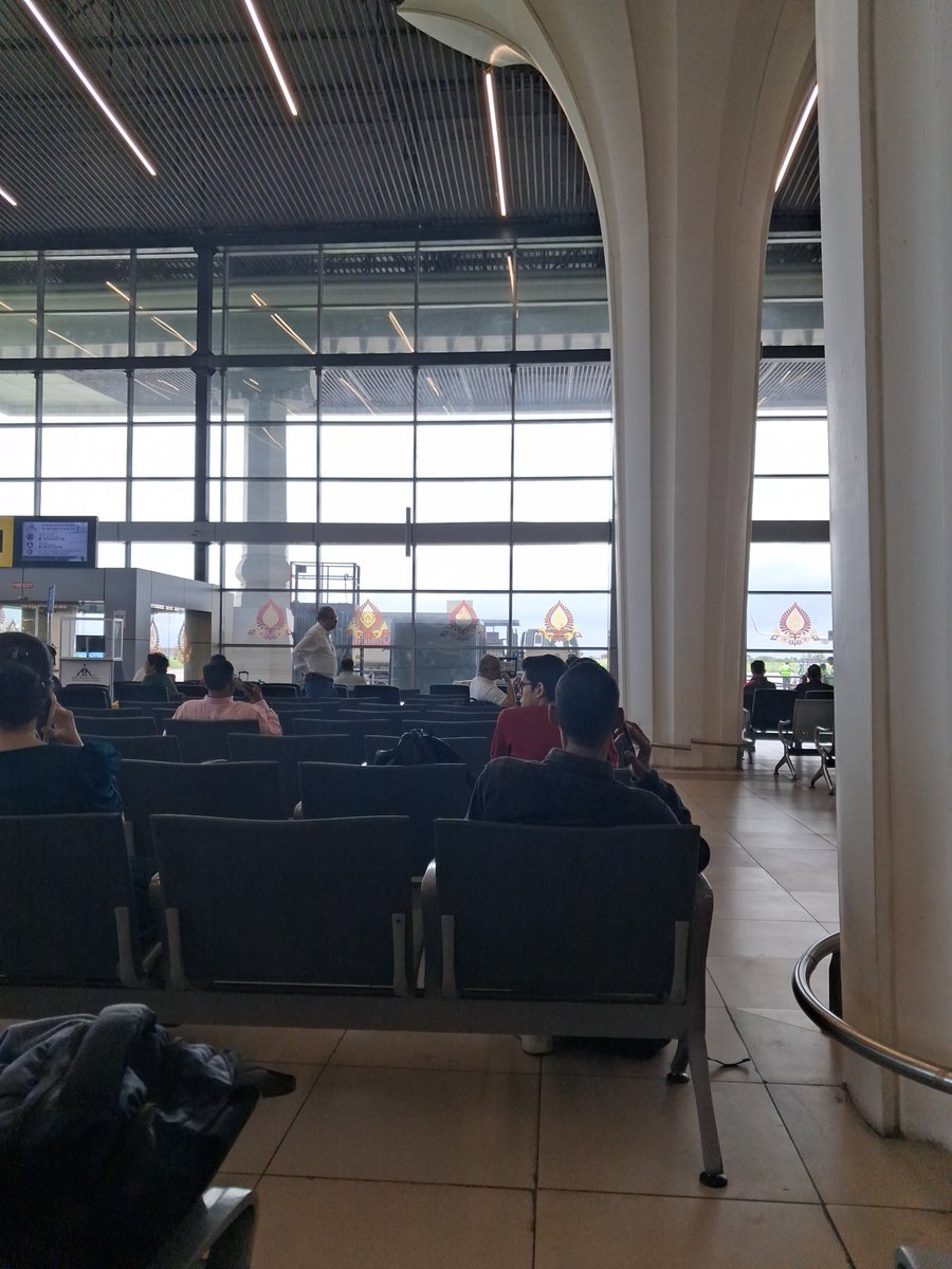 ravixalgorithm's tweet photo. The staff at kanpur airport very cooperative and helpful
The airport was near and well maintained I was very happy with over all experience
@AAI_Official https://t.co/nOWJ75gwJN