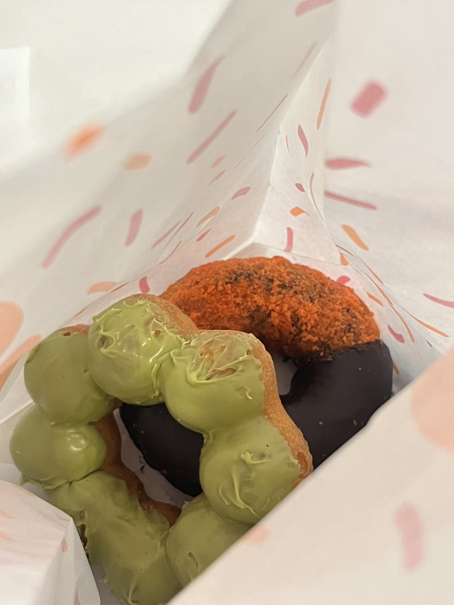 fleurdmuse's tweet photo. #archivetwt 🍩📚✳️💤 https://t.co/omdALW3ddn