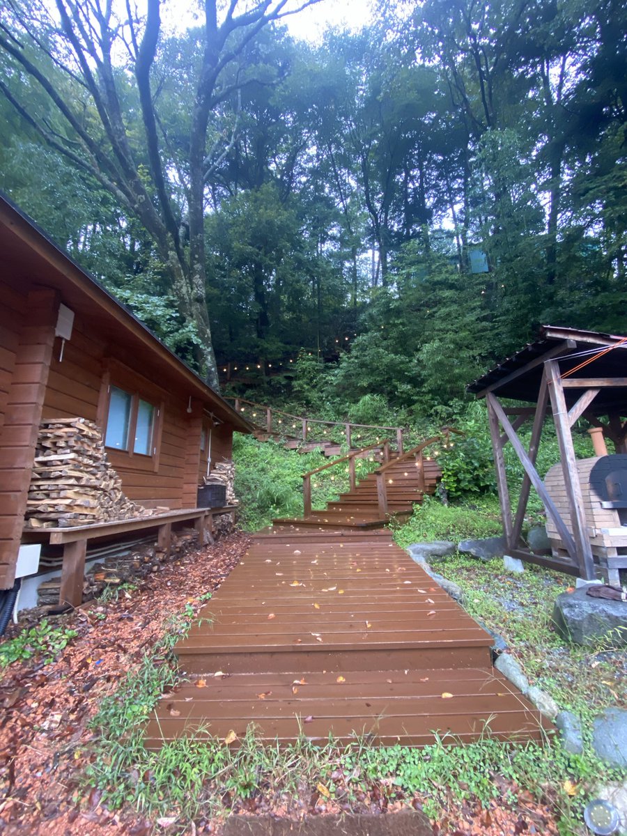 Aic_slappY's tweet photo. ForestDome付知峡①

めちゃ綺麗なキャンプ場でした🏕️
ハウスではビールバーもあり🍺
営業時間は18時まで🕰️ https://t.co/vwEDHCowJK