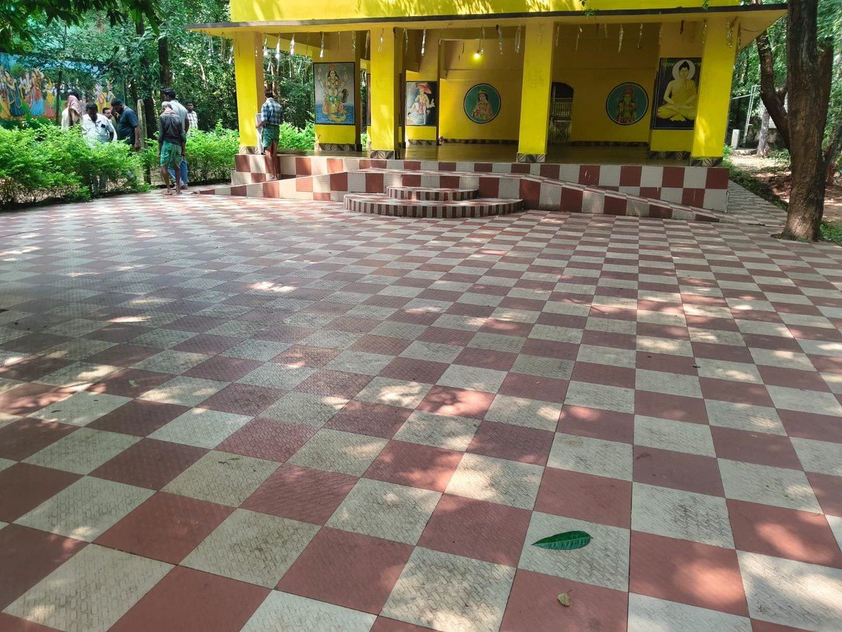 zpbaragada's tweet photo. Mass Cleanliness Drive at Naimishyaranya Peetha Temple premises,Tulandi, Barpali Block organised on the occassion of World Tourism Day SHS2026 Dist. #SwachhataHiSeva2026 #SwachhaBharatMission
#worldtourismday
@PMOIndia @PRDeptOdisha @MoJSDDWS @swachhbharat @sbmodisha @IPR_Odisha https://t.co/8AR2ur9hwX
