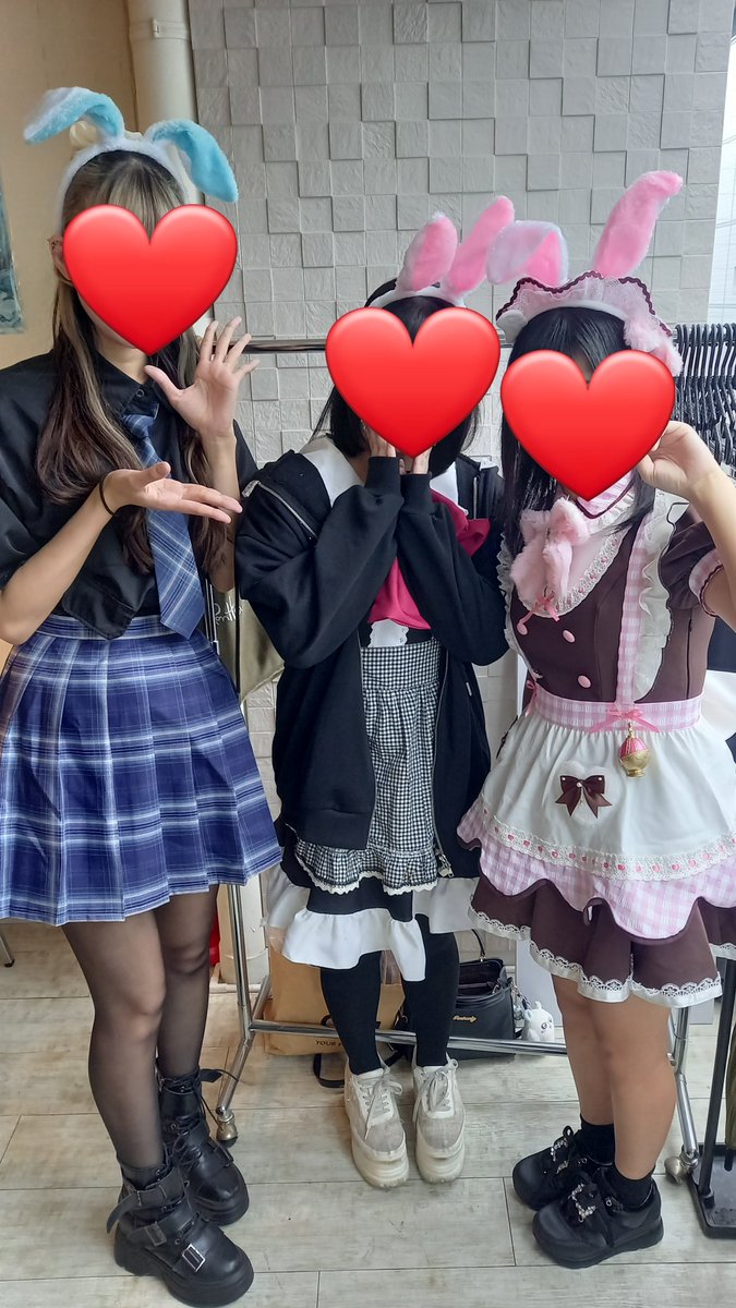 Lista1906's tweet photo. 開店です❗
本日は十五夜イベントです❗
すぴかちゃん、つむぎちゃん、めるとちゃん、ももなちゃん(新人)が皆様のご来店をお待ちしております♥️
すぴかちゃん、めるとちゃん、ももなちゃんでスタートです♪

#静岡 #コンカフェ https://t.co/ok6C96TKnM