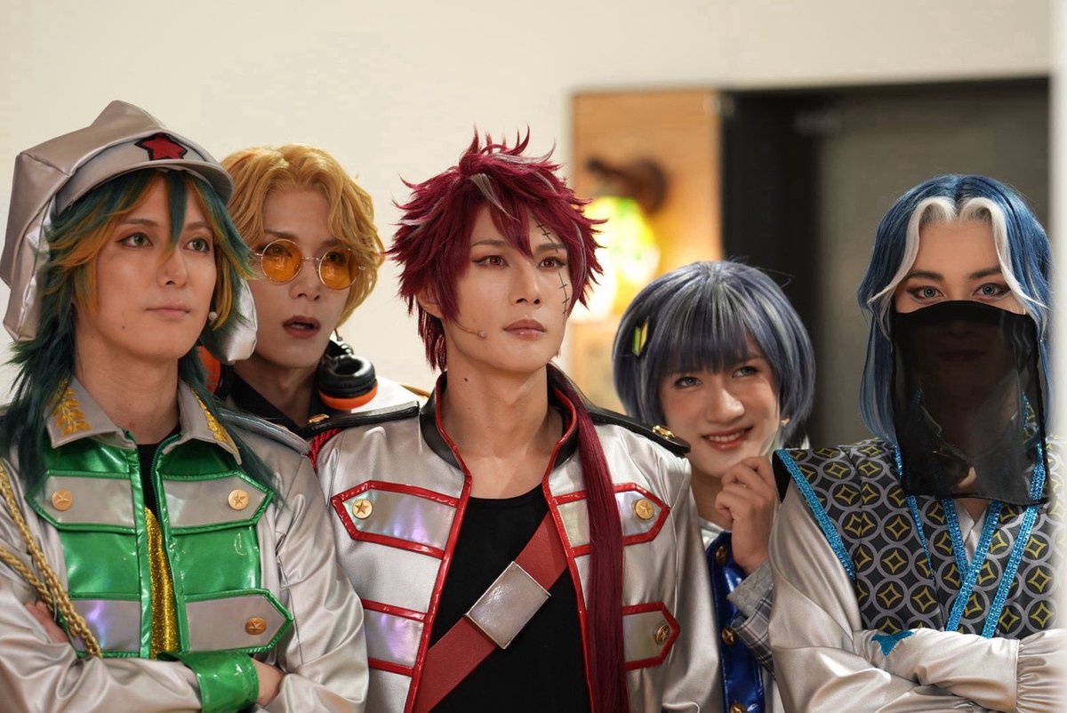 matsu0801ken's tweet photo. 我々はずっと見ていたであります。
（メタドロロ君、きみはどこを見ている？

大千穐楽、配信も是非‼︎
#ケロミュ https://t.co/upte1tXpMO
