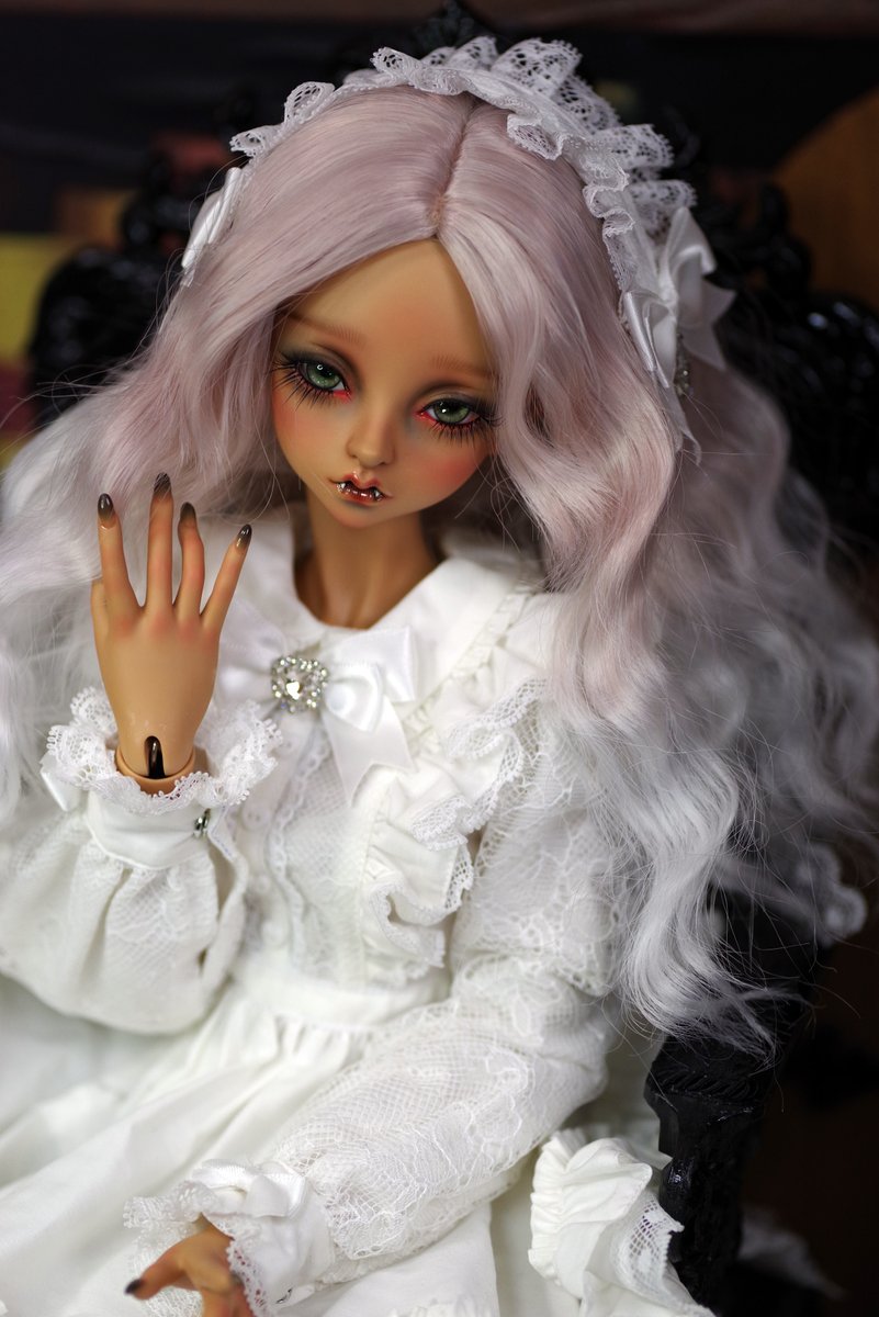 sio3doll's tweet photo. キャラメルmimiちゃん。
久々にMako Eye試したら同じ14mmでも瞳孔・虹彩が前着けてた物より1mm大きくてキュ���トな感じになったのでしばらくこっちのアイにしておきます☺️
なおスキンはアーバンブラウンになります。サンタンの子はまだ所有してなかったりです実は。
#peakswoods FOC Mimi Crow https://t.co/o8Zk9ajbdq