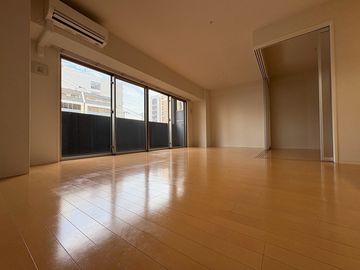 cocoroomEST's tweet photo. COCOROOM🏠大阪の賃貸屋です

【物件No.2】
✅玉造駅徒歩7分(2路線利用可)
✅2LDK 68.65㎡
✅ウォークインクローゼット完備
✅ペット相談可
玉造エリアでゆとりの広さの
お部屋をお探しの方に
オススメのお部屋です♪
気になった写真もっと見たい方は
コメントで「玉造」と記入ください📝 https://t.co/h1cLkguZlY