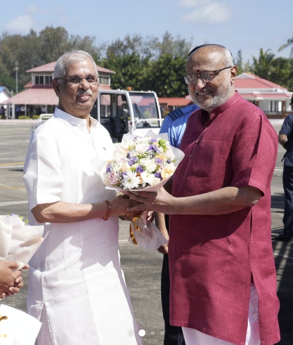 procoir's tweet photo. Wecome to HVPI C P Radhakrishnan at Thiruvananthapuram Airport https://t.co/d4MrPBlkQF
