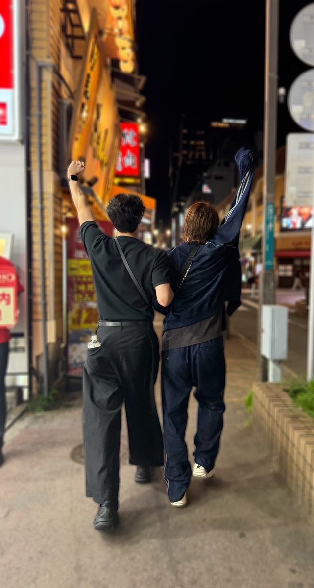 teruma_0606's tweet photo. ミュージカル『ゴースト』

こんなに素敵な環境と役者さんたちとご一緒できてとても幸せな期間でした！

間違いなく自分の糧になる作品でこれからも頑張っていいこうと思います！

座長の浦井さんとても優しくカッコよくて尊敬してます！

あー楽しかった！ https://t.co/9ERvv4cjlw