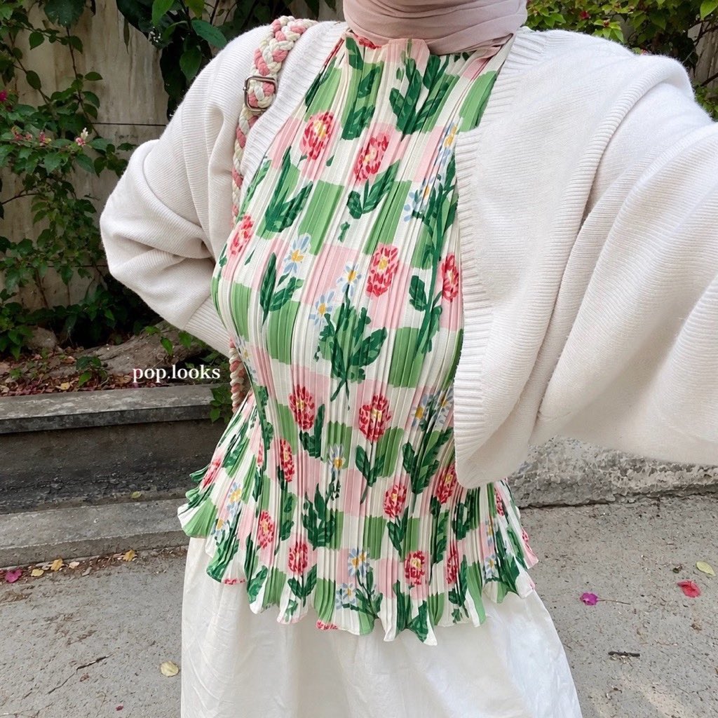 cabilee's tweet photo. inner yang super cute ini lagi hybe sekarang, ternyata pas dipake beneran jadi bikin ootd makin gemess🥹💗

#racunshopee #sukajajan https://t.co/fjbOqNw5df