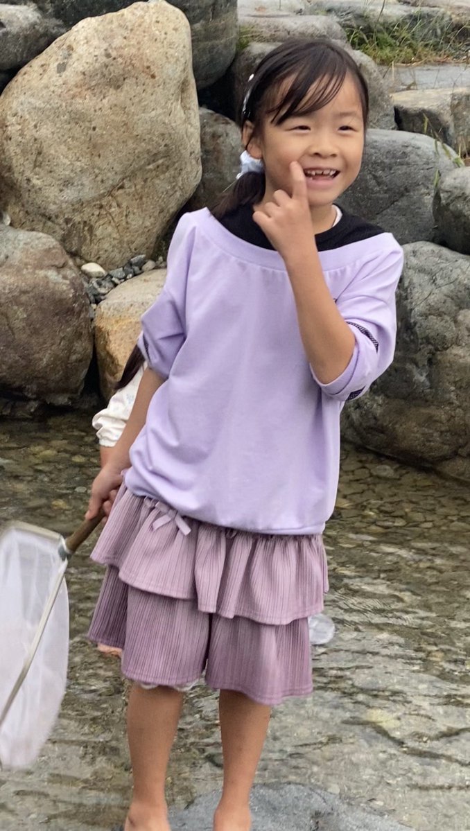 Aic_slappY's tweet photo. ForestDome付知峡②
つかみ取り体験🐟
魚に遊ばれるおバカ姉妹👭😣笑
美味しく頂きました✨ https://t.co/pkzMsCYpgm