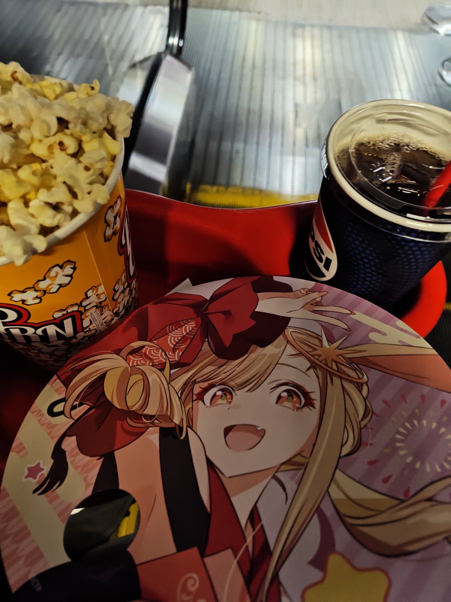 g0331087's tweet photo. 超かぐや姫に最適では��いらしいとはいえ、SCREENXwithDolbyで初めての視聴なので、もう楽しみでワクワクしてんの、ぼく状態。 https://t.co/THSdLMtdFS