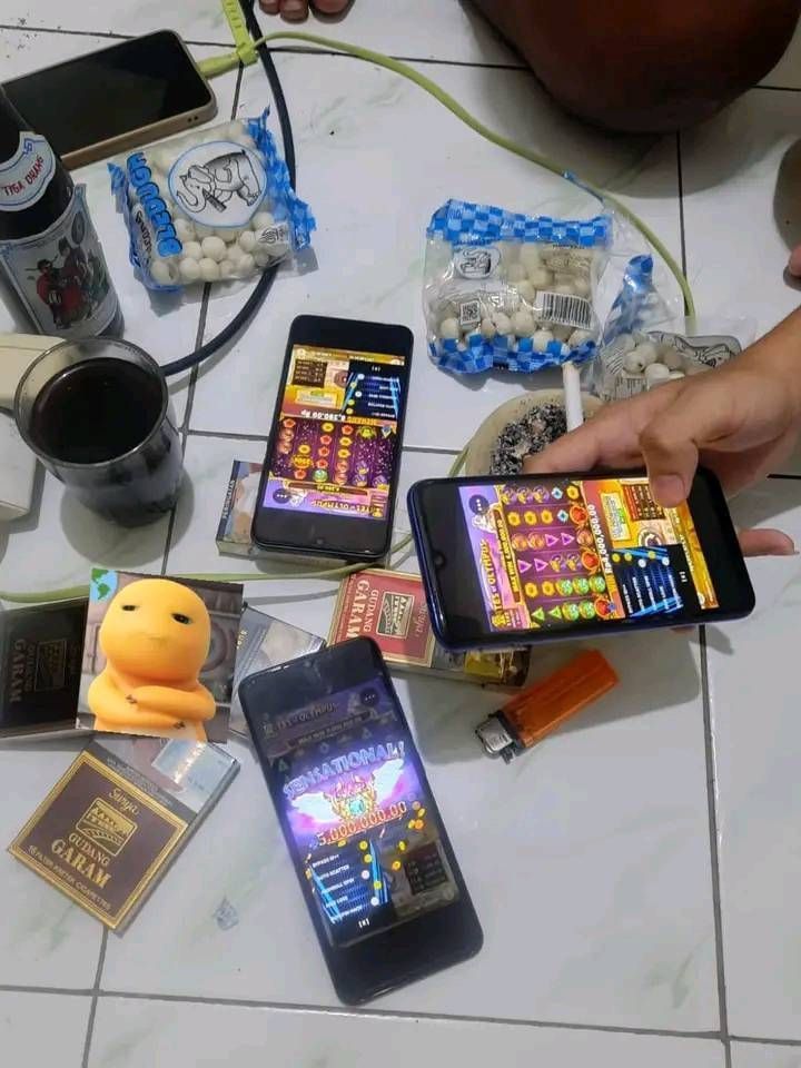Tuliobrando's tweet photo. akhir bulan udah dibuat senang sama PUNOKAWAN88😘😘 

𝐏𝐚𝐬𝐭𝐢 𝐁𝐞𝐭𝐚𝐡 : https://t.co/OLWqTnjEkQ
𝐑𝐓𝐏 𝐏𝐫𝐨𝐟𝐢𝐭 : https://t.co/OLWqTnjEkQ

𝗗𝗮𝗳𝘁𝗮𝗿, 𝗠𝗮𝗶𝗻, 𝗪𝗘𝗗𝗗𝗗𝗘��𝗘.. ✅ https://t.co/o3U237EbM3
